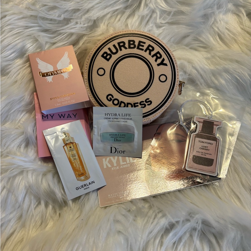 Upcycle Burberry Goddess Beauty Travel Case with Sample Bundle